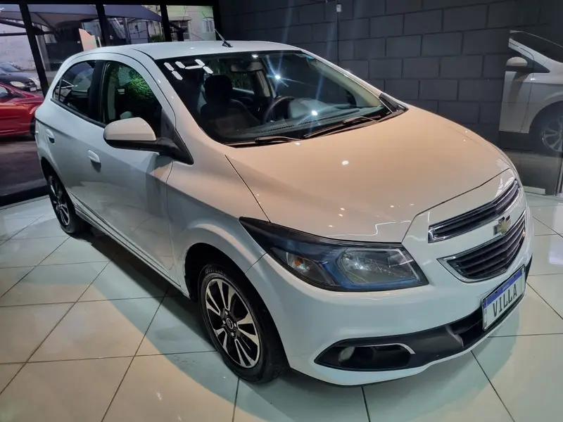 Chevrolet Onix HATCH LTZ 1.4 8V FlexPower 5p Mec.