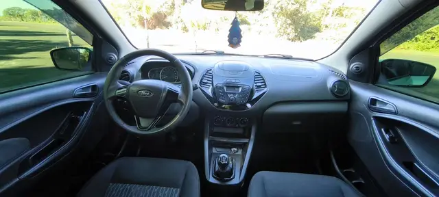 Carro Ford Ka Sedan 2018 SE Plus 1.5 16v (Flex)