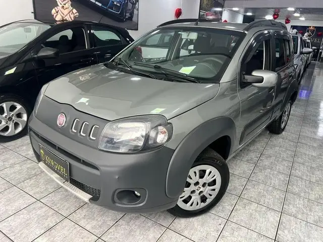 Carro Fiat Uno 2013 Way Celeb. 1.0 8V (Flex) 4p