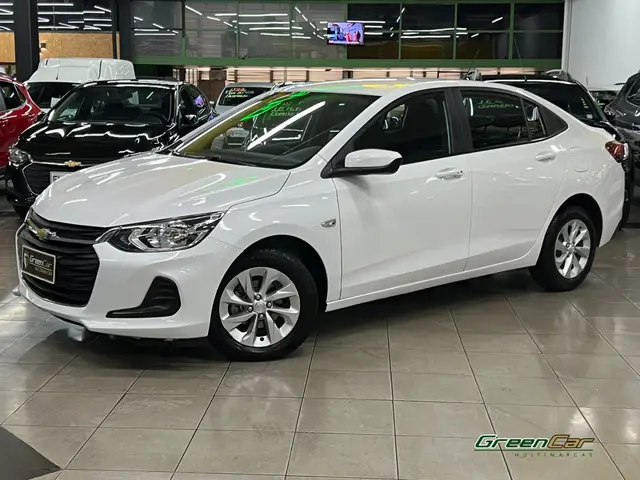 Carro Chevrolet Onix Plus 2023 LT 1.0