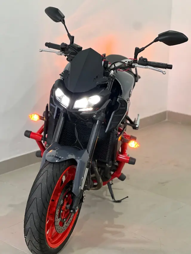 Moto Yamaha MT-09  2024 ABS