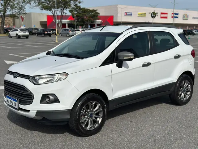 Carro Ford EcoSport 2015 Ecosport Freestyle 1.6 16V (Flex)