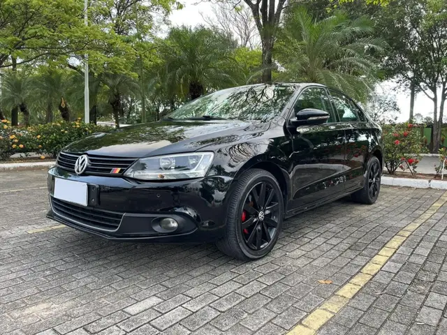 Carro Volkswagen Jetta 2013 2.0 Comfortline Tiptronic (Flex)