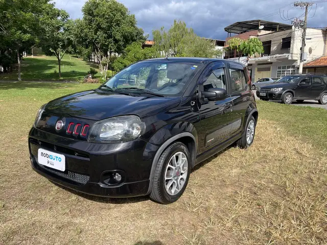 Carro Fiat Uno 2014 Sporting 1.4 Interlagos 8V (Flex) 4p