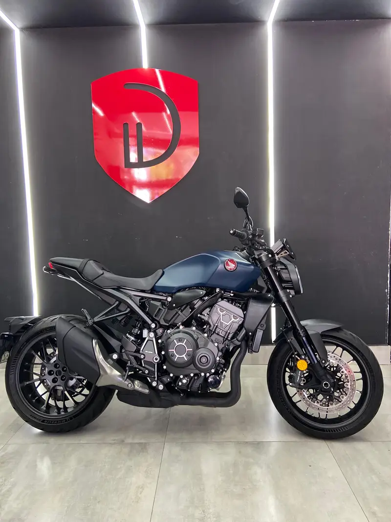 Honda CB 1000R Black Edition