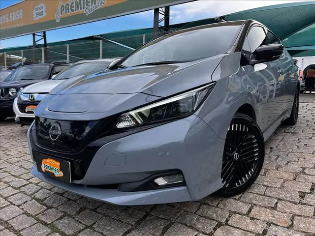 Carro Nissan Leaf 2023 40 kWh Tekna