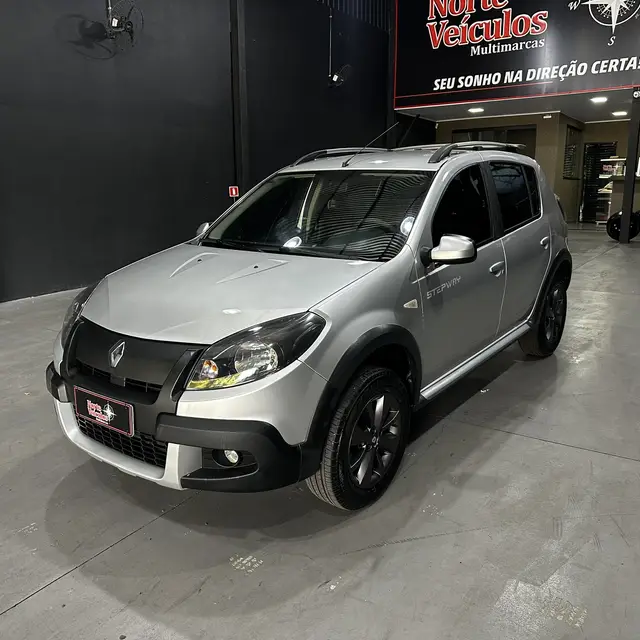 Carro Renault Sandero Stepway 2013 1.6 8V (Flex)