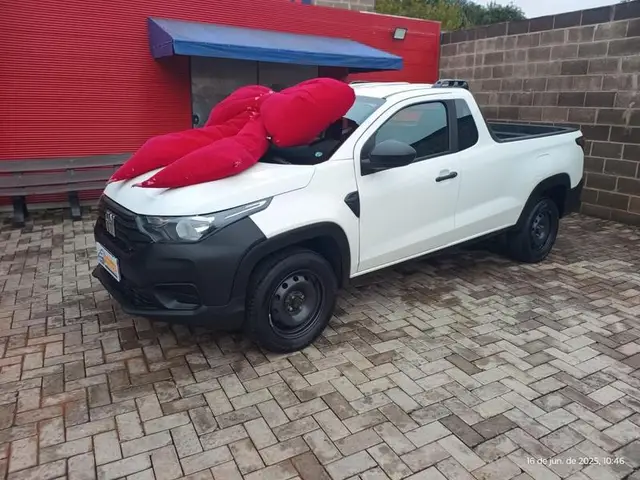 Carro Fiat Strada 2023 Endurance 1.4 Cabine Plus (Flex)