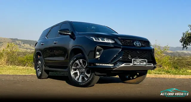 Carro Toyota Hilux SW4 2022 GRS 2.8 TB 4x4 Diesel Automatico