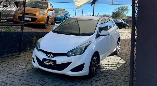 Carro Hyundai HB20 2013 1.6 Comfort Plus (Flex)