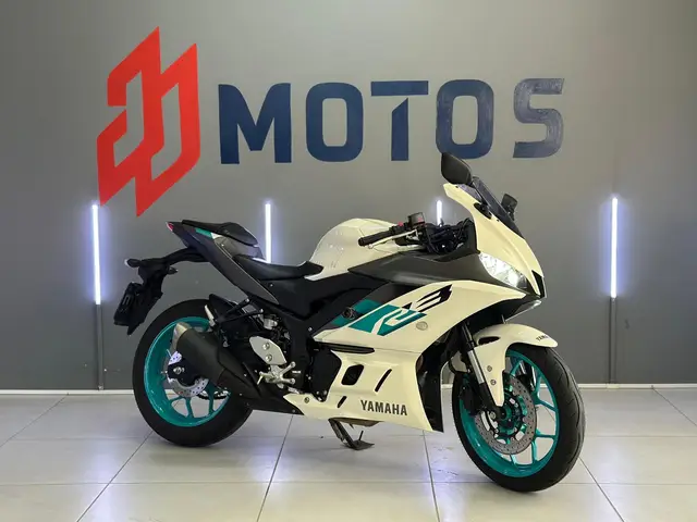 Carro Yamaha YZF R3 2025 ABS