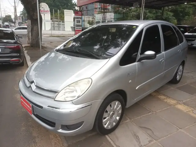 Carro Citroën Xsara Picasso 2009 GLX 1.6 16V (flex)