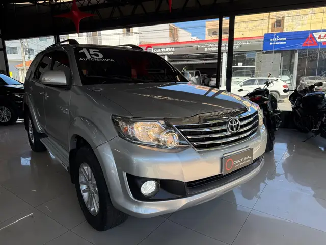 Carro Toyota SW4 2015 Hilux  2.7 4x2 SR (Flex)