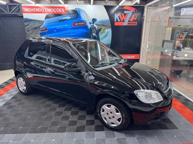 Chevrolet LT 1.0 (Flex)
