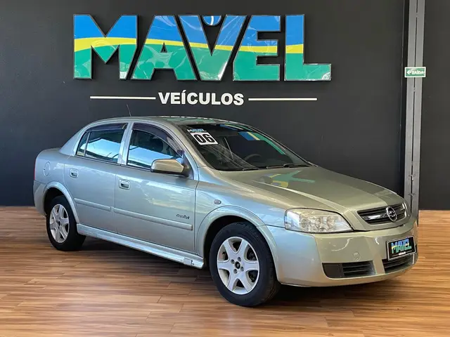 Carro Chevrolet Astra Sedan 2006 Comfort 2.0 (Flex)