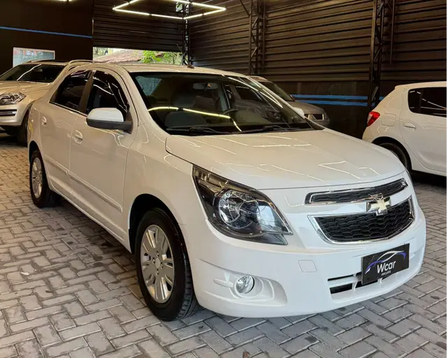 Carro Chevrolet Cobalt 2015 LTZ 1.8 8V (Flex)