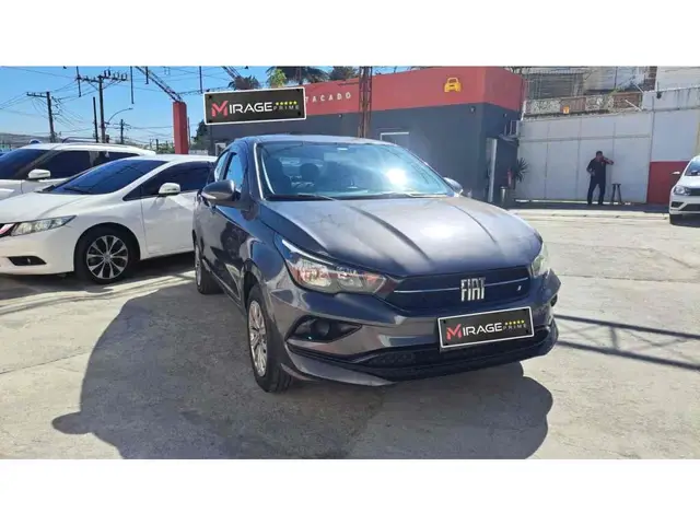 Carro Fiat Cronos 2022 Drive 1.3