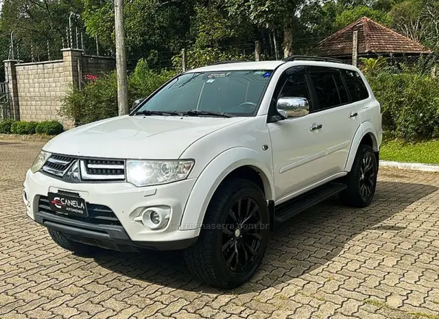 Carro Mitsubishi Pajero Dakar 2016 3.2 HPE 4WD (Aut)