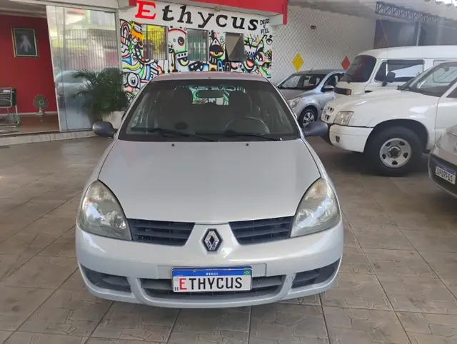 Carro Renault Clio 2008 Hatch. Authentique 1.0 16V (flex)