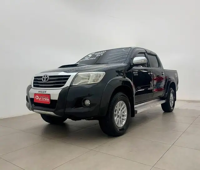 Carro Toyota Hilux Cabine Dupla 2015 Hilux 3.0 TDI 4x4 CD SRV (Diesel)