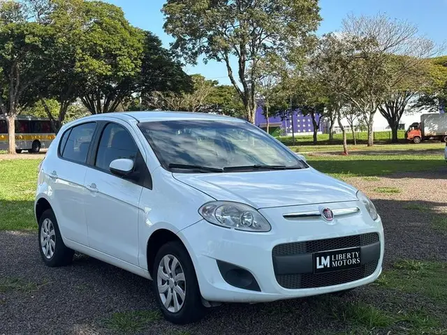 Carro Fiat Palio 2015 Attractive 1.0 Evo (Flex)