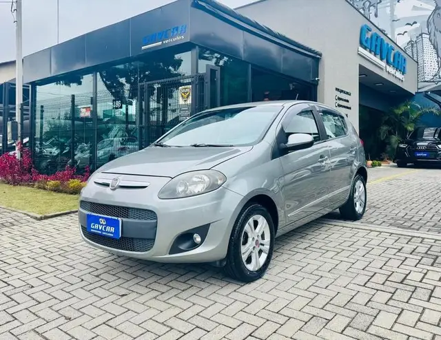 Carro Fiat Palio 2013 Attractive 1.4 8V (Flex)