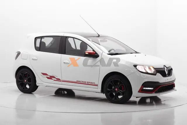 Carro Renault Sandero 2018 RS 2.0 16V Racing Spirit (Flex)