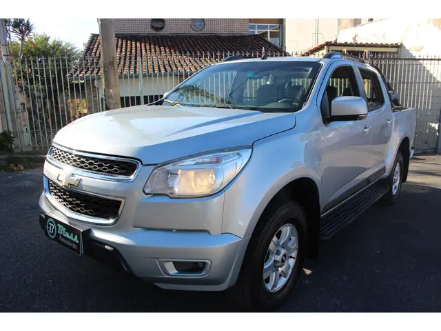 Carro Chevrolet S10 Cabine Dupla 2013 S10 LT 2.4 4x2 (Cab Dupla) (Flex)