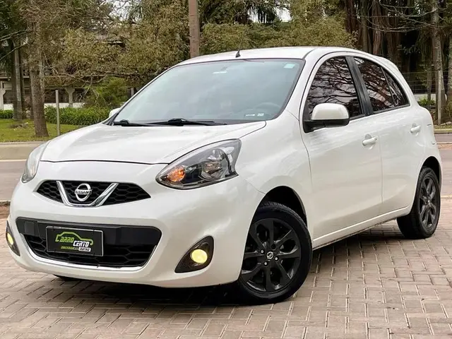 Carro Nissan March 2015 1.0 12V (Flex)