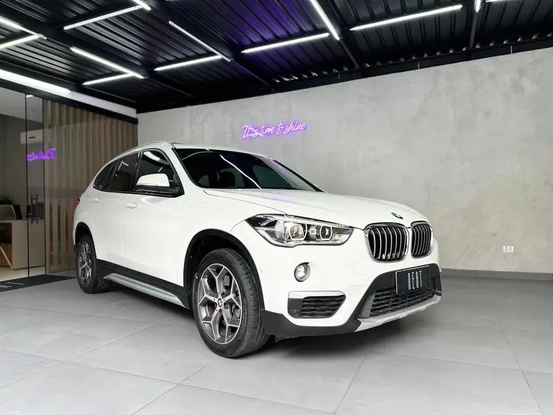 BMW 2.0 sDrive20i X-Line ActiveFlex