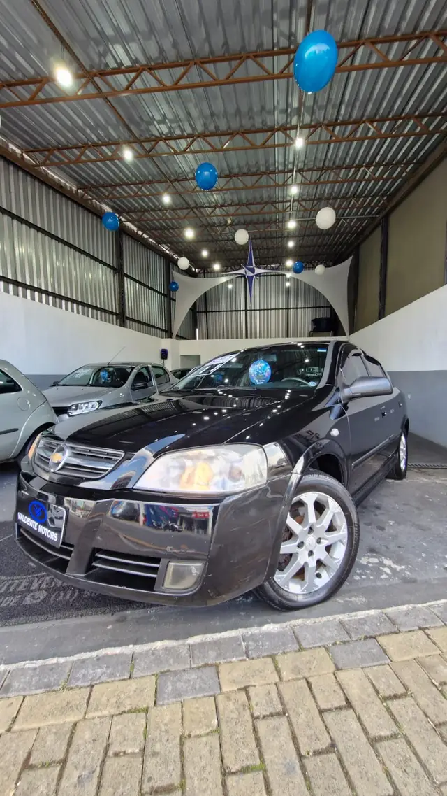 Carro Chevrolet Astra Hatch 2011 Advantage 2.0 (Flex)