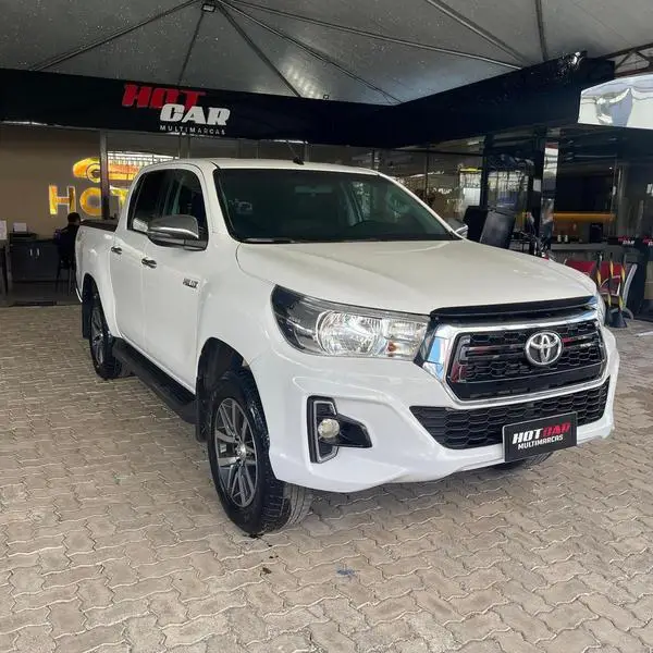 Toyota Hilux Cabine Dupla Hilux 2.8 TDI CD SR 4x4 (Aut)