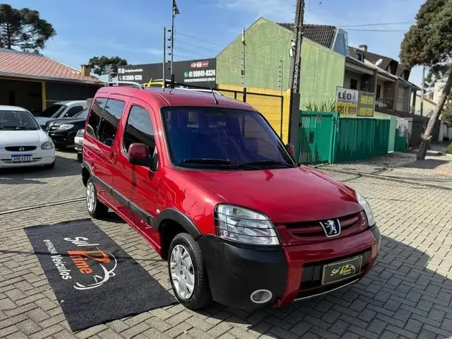 Carro Fiat Doblò 2011 1.4 8V (Flex)