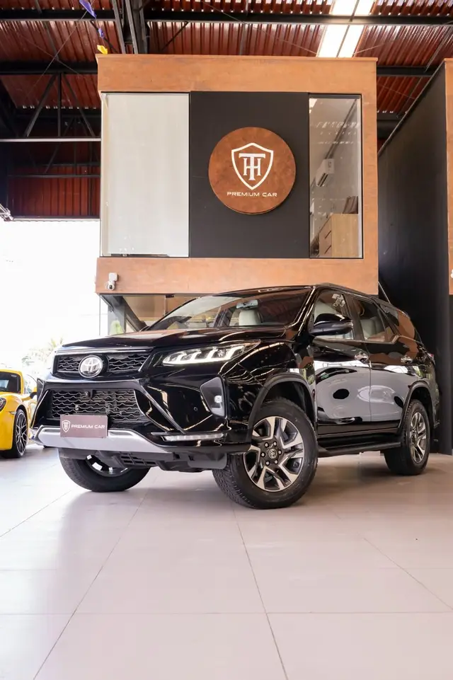 Carro Toyota Hilux Cabine Dupla 2022 SRX 2.8 TDI CD 4x4 (Aut)