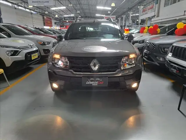 Carro Renault Oroch 2023 Intense 1.6 (Flex)