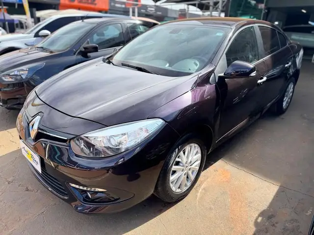 Carro Renault Fluence 2015 2.0 16V Dynamique (Flex)