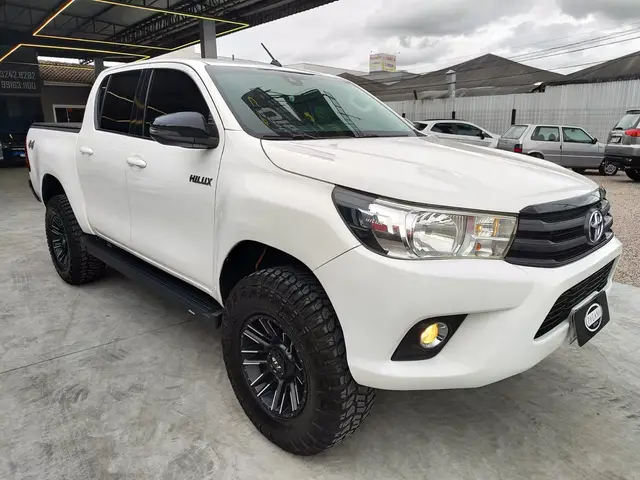 Carro Toyota Hilux Cabine Dupla 2020 Hilux 2.8 TDI STD CD 4x4