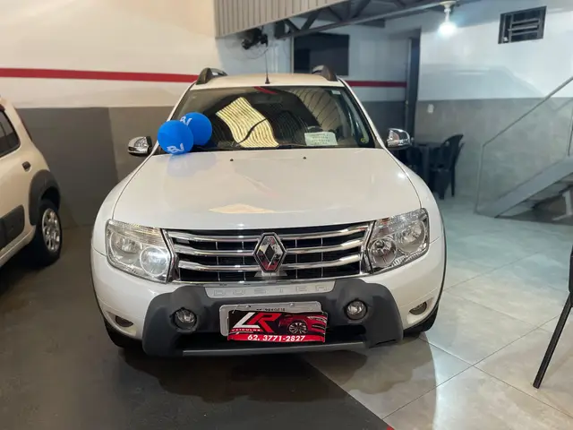 Carro Renault Duster 2015 2.0 16V Dynamique (Aut) (Flex)