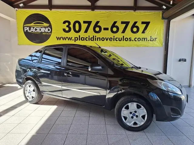 Carro Ford Fiesta Sedan 2014 SE 1.6 Rocam (Flex)
