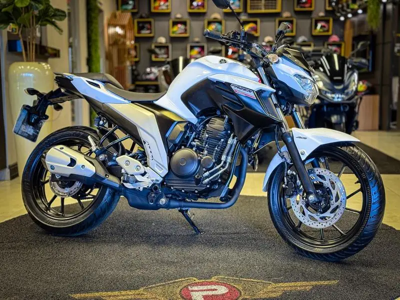 Yamaha Fazer FZ25 ABS