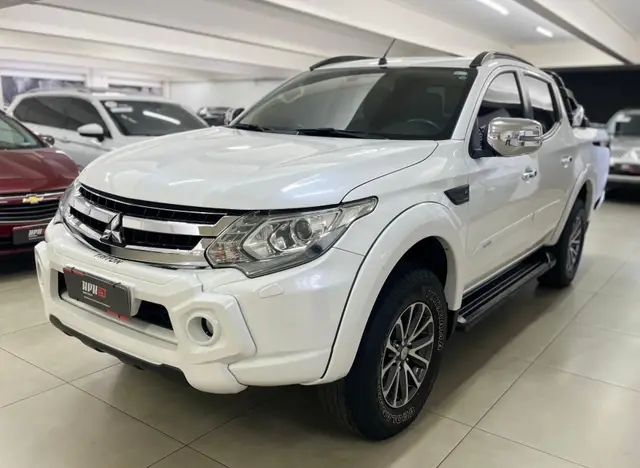 Carro Mitsubishi L200 Triton Sport 2020 SPORT HPE-S 2.4 CD DIES. AUT