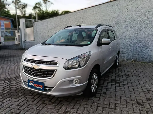 Carro Chevrolet Spin 2015 LTZ 7S 1.8 (Flex)