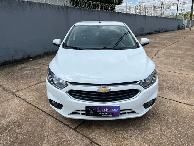 Carro Chevrolet Onix 2018 1.0 LT SPE/4