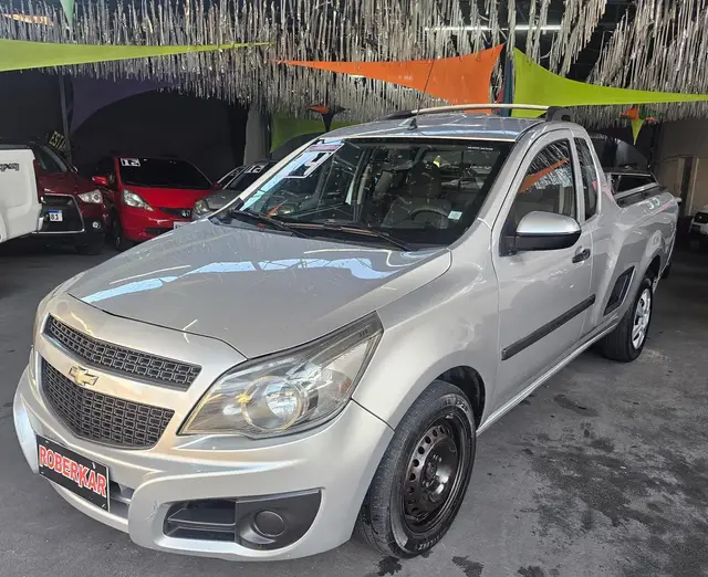 Carro Chevrolet Montana 2014 LS 1.4 (Flex)