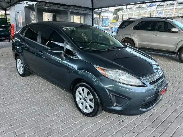 Carro Ford New Fiesta Hatch 2011 SE 1.6 16V (Flex)