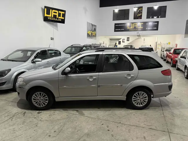 Carro Fiat Palio 2015 Attractive 1.4 Evo (Flex)