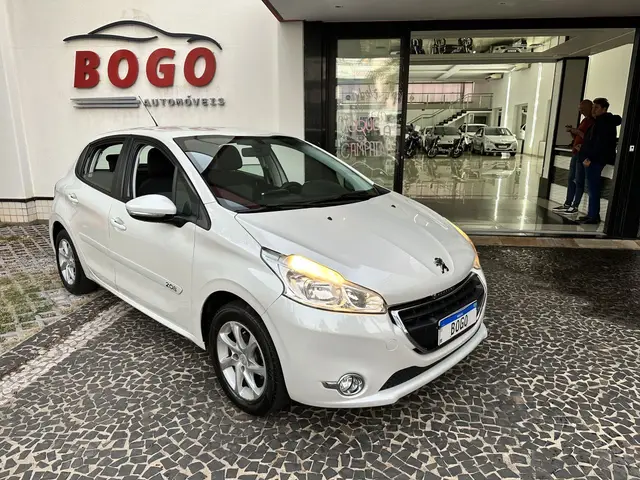 Carro Peugeot 208 2015 Active Pack 1.5 8V (Flex)