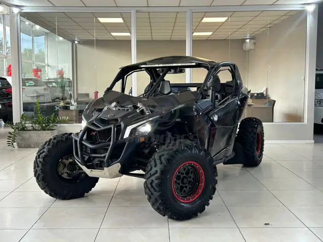 Carro BRP Can-Am Maverick Trail 2018 DPS 4x4 (UTV)