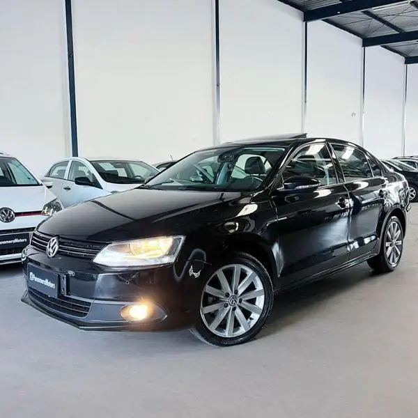 Carro Volkswagen Jetta 2014 2.0 Comfortline (Flex)