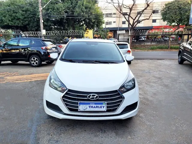Carro Hyundai HB20S 2018 1.6 Comfort Plus (Flex)